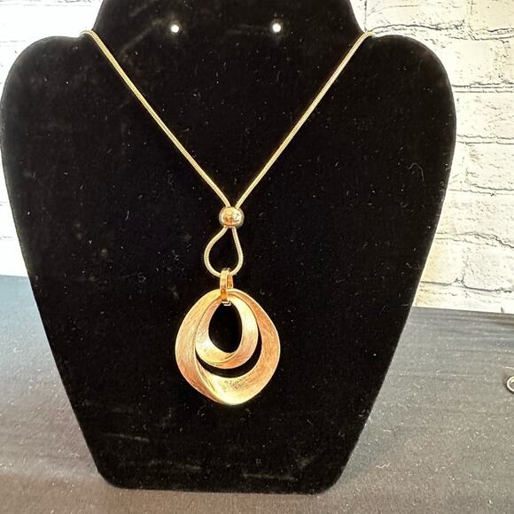 Gold Waterdrop Brushed Pendant on a Gold Rope Chain - Picture 3 of 13